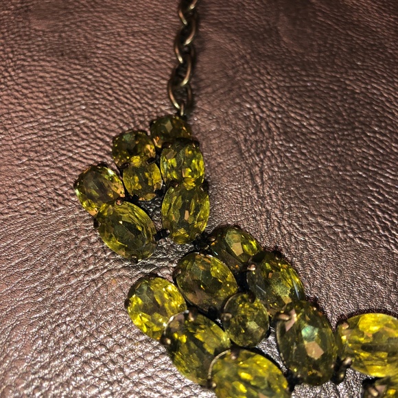 J Crew Green Crystal Necklace - Picture 4 of 4
